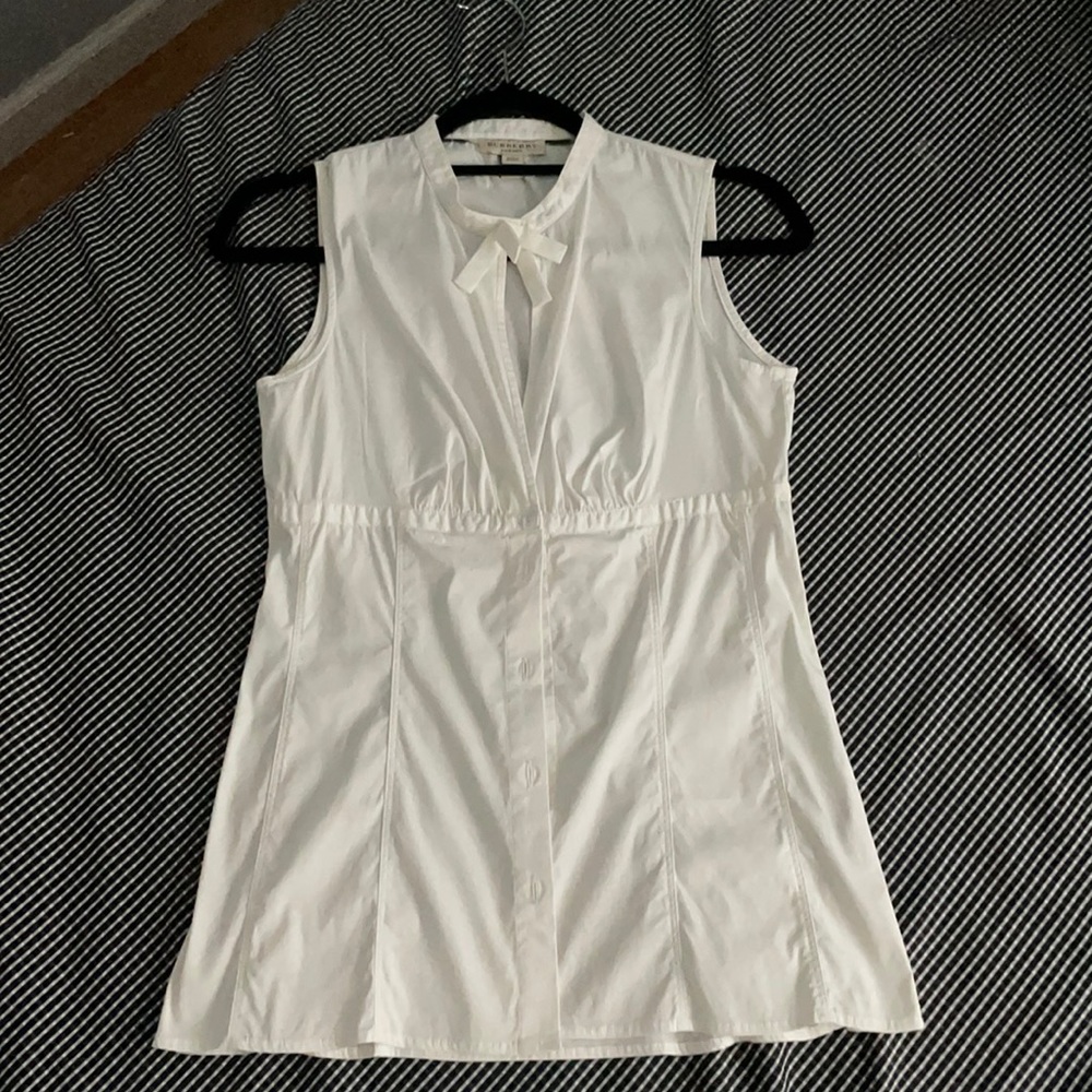 Burberry Sleeveless Blouse Shirt Size XS IT 38 US 4
